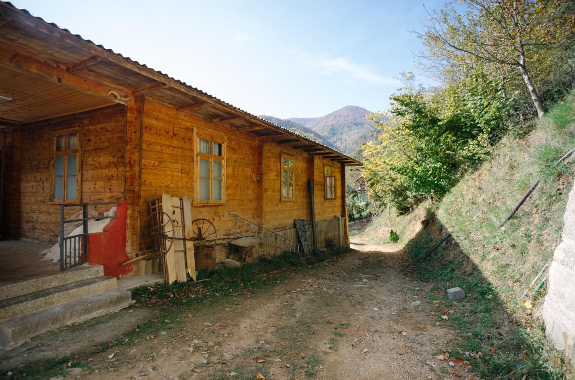 Family Winery And Guesthouse "Kejeradzeebi" Shuakhevi Extérieur photo